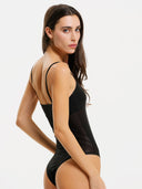 Minerva Pois Shiny Black